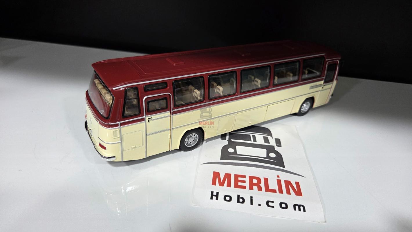 1/43 Scale - Mercedes Benz O302 - Bule Cream