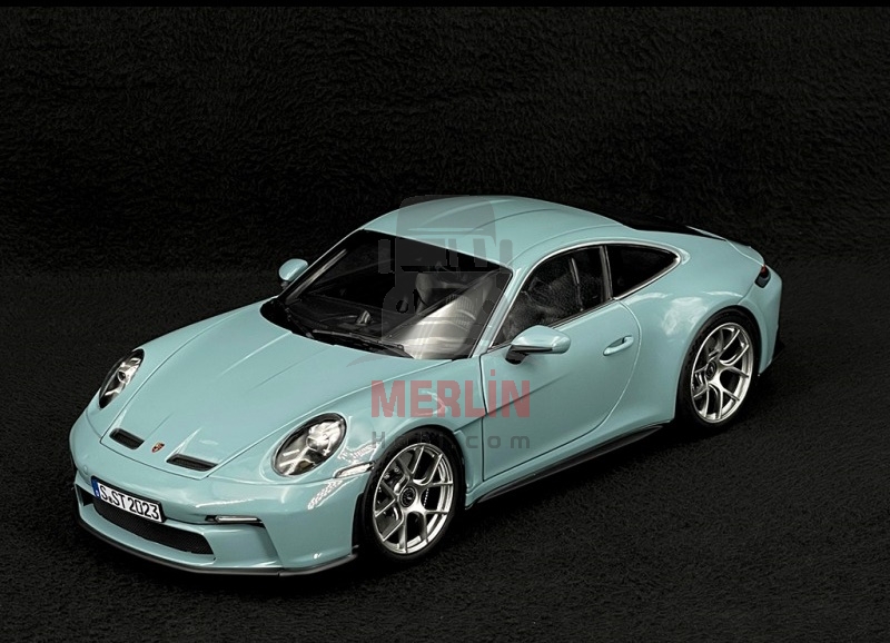 1/18 Norev Porsche 911 S/T 2023 Bleu Meissen 