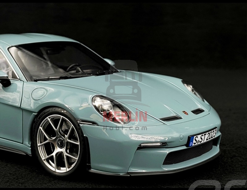 1/18 Norev Porsche 911 S/T 2023 Bleu Meissen 