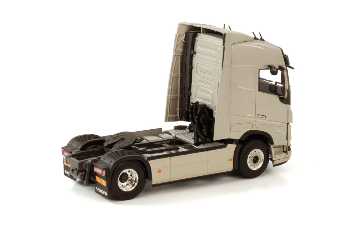 1/50 Volvo FH5 Globerotter 4x2 - GRİ Tır Çekici