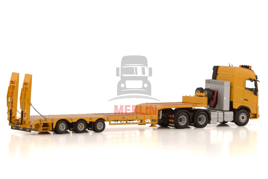 1/50 Lowbed; VOLVO FH5 GLOBETROTTER 6X2 TAG AXLE SEMI LOW LOADER WITH RAMPS - 3 AXLE