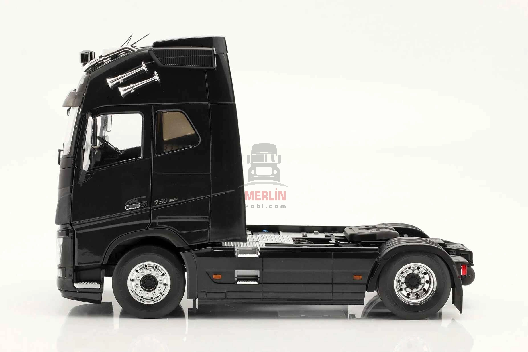 1/18 Volvo FH 4x2  Siyah 750hp XXL 