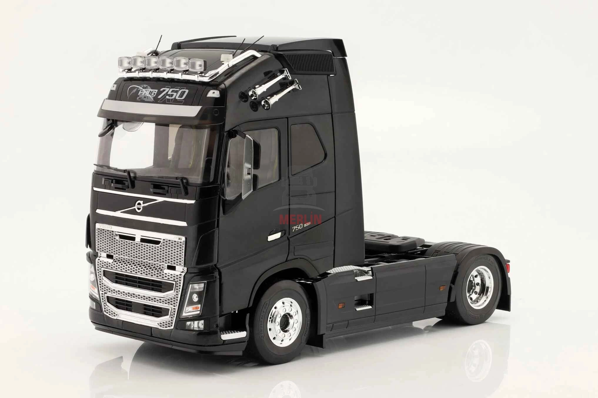 1/18 Volvo FH 4x2  Siyah 750hp XXL 