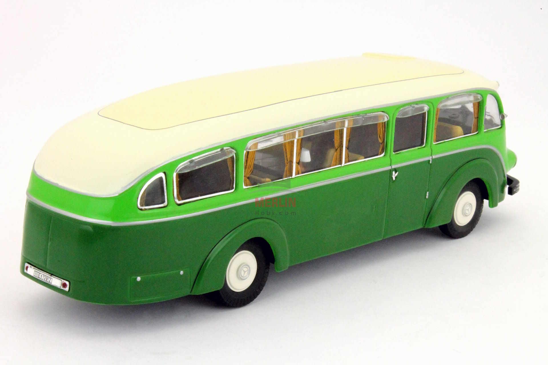 1/43 Ölçek -ikinci el - Mercedes benz LO 3500 vert beige 