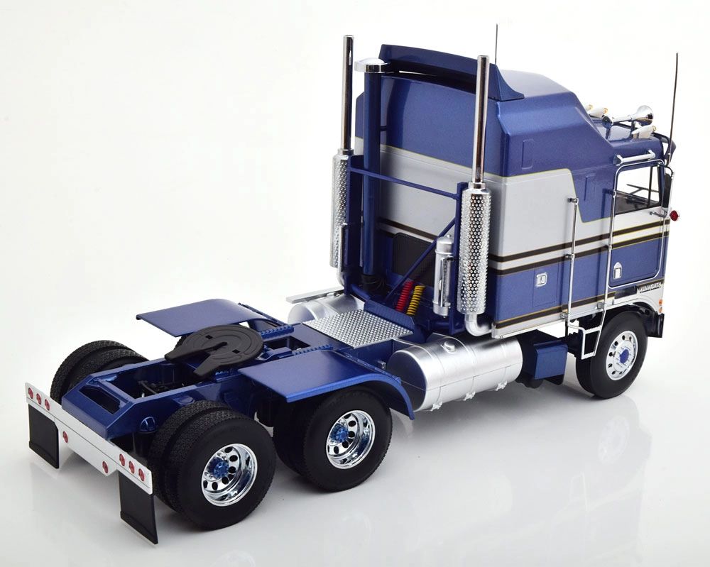 1/18 Kenworth K100 Aerodyne Truck year 1976 blaumetallic/silber 1:18 Road Kings