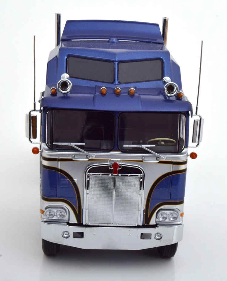 1/18 Kenworth K100 Aerodyne Truck year 1976 blaumetallic/silber 1:18 Road Kings