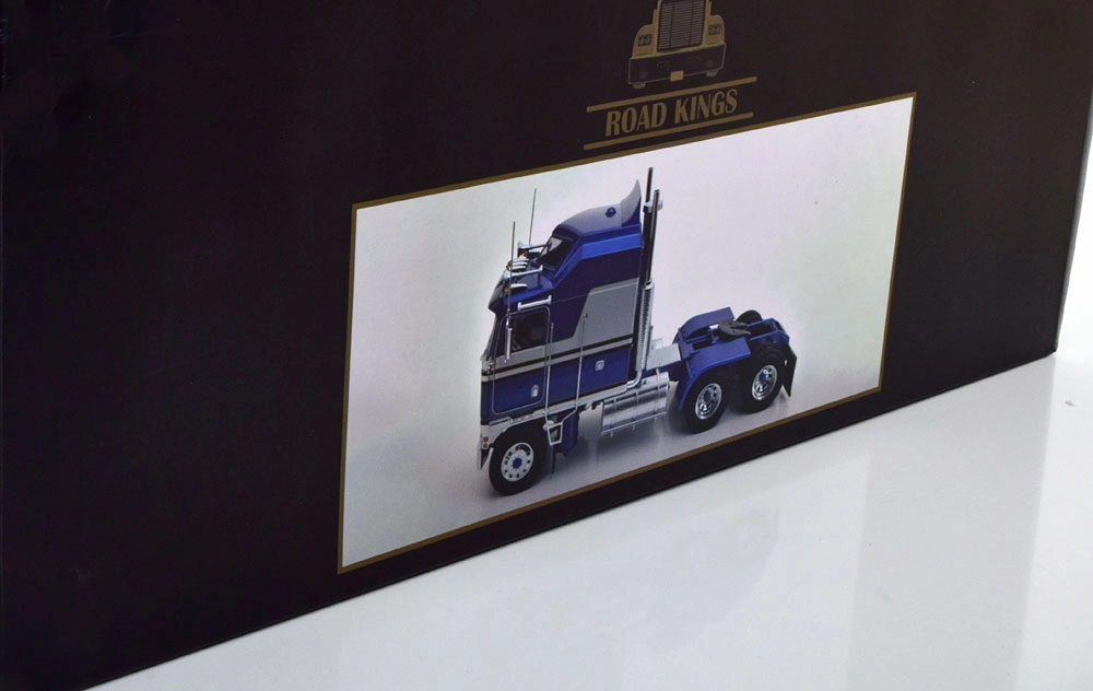 1/18 Kenworth K100 Aerodyne Truck year 1976 blaumetallic/silber 1:18 Road Kings