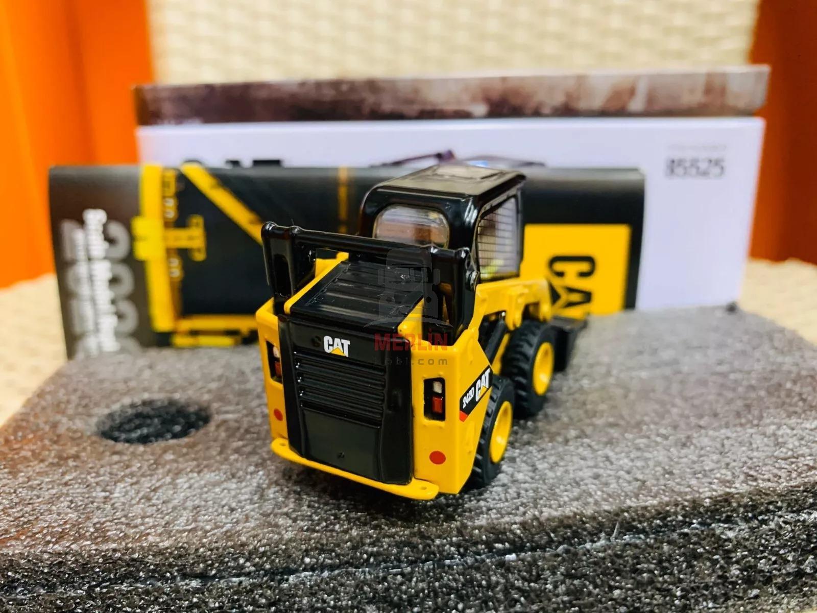 1/50 Caterpillar 242D 3 Attachment - Wheel Mini Loader (Loader)