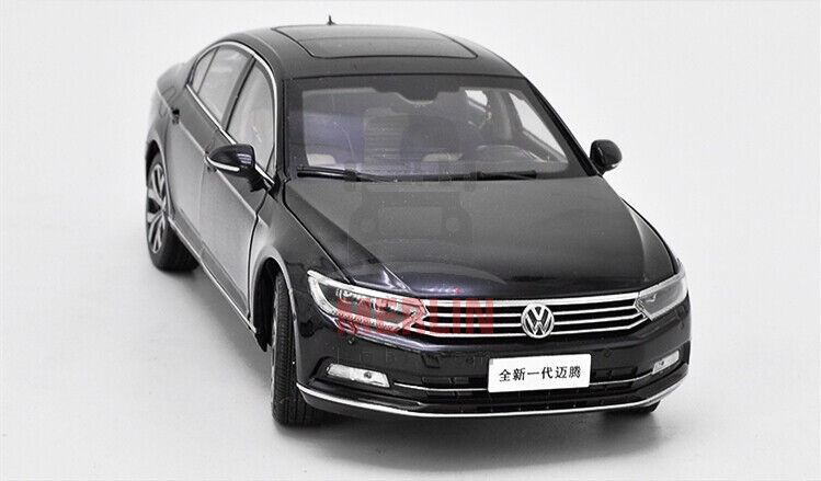 1/18  VW Passat B8 - Siyah Renk