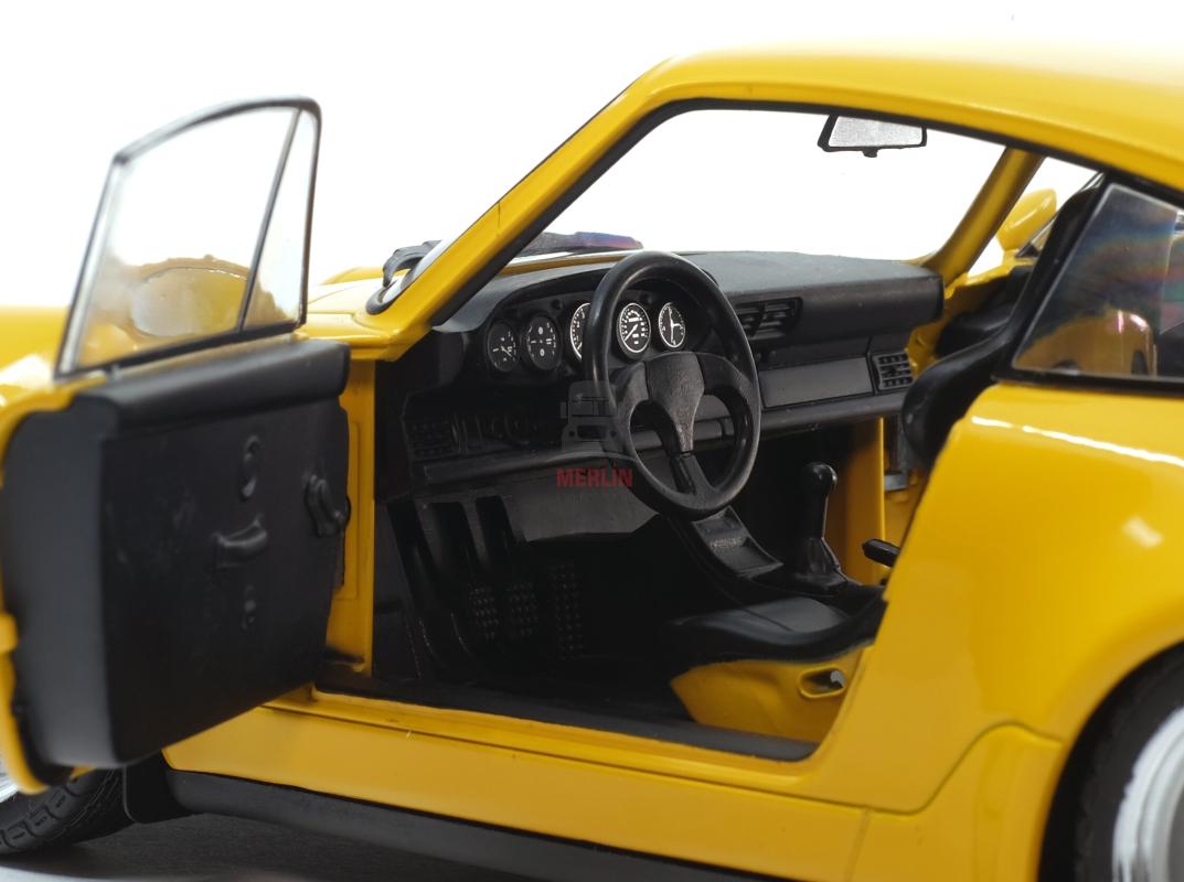 1/18 -PORSCHE 911 (964) CARRERA 3.8 RS – JAUNE VITESSE 