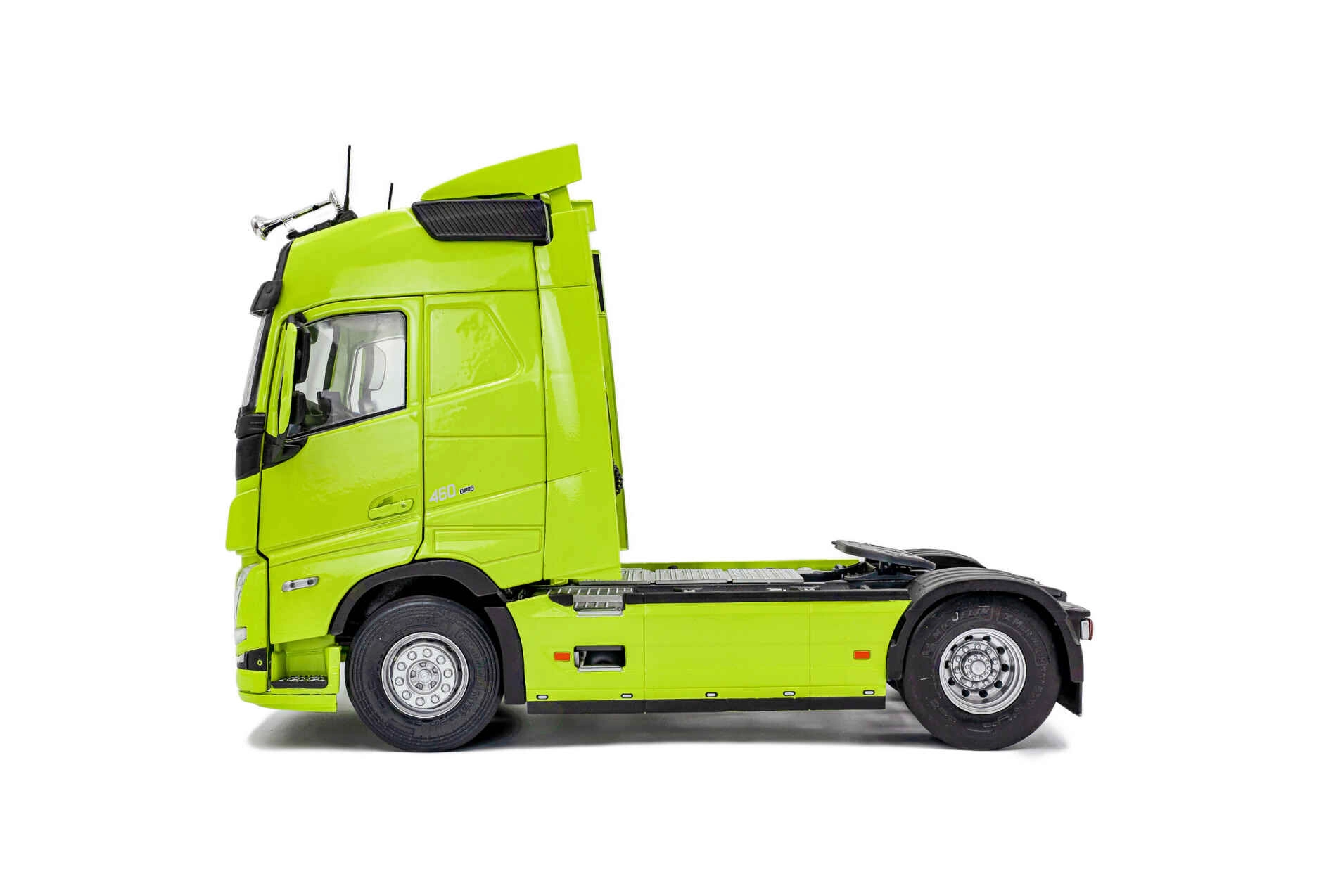1/24  Volvo Trucks FH5 XL E6 - 460 - Neon Yeşil - 2026