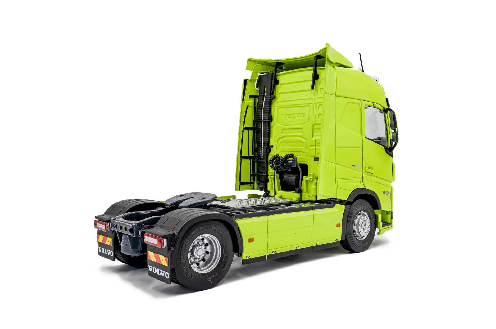 1/24  Volvo Trucks FH5 XL E6 - 460 - Neon Yeşil - 2026