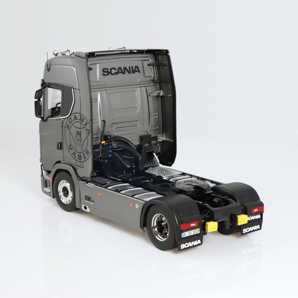 1/18 Scania V8 730S 4x2 grey with Vabis Logo & Lohr car transporter