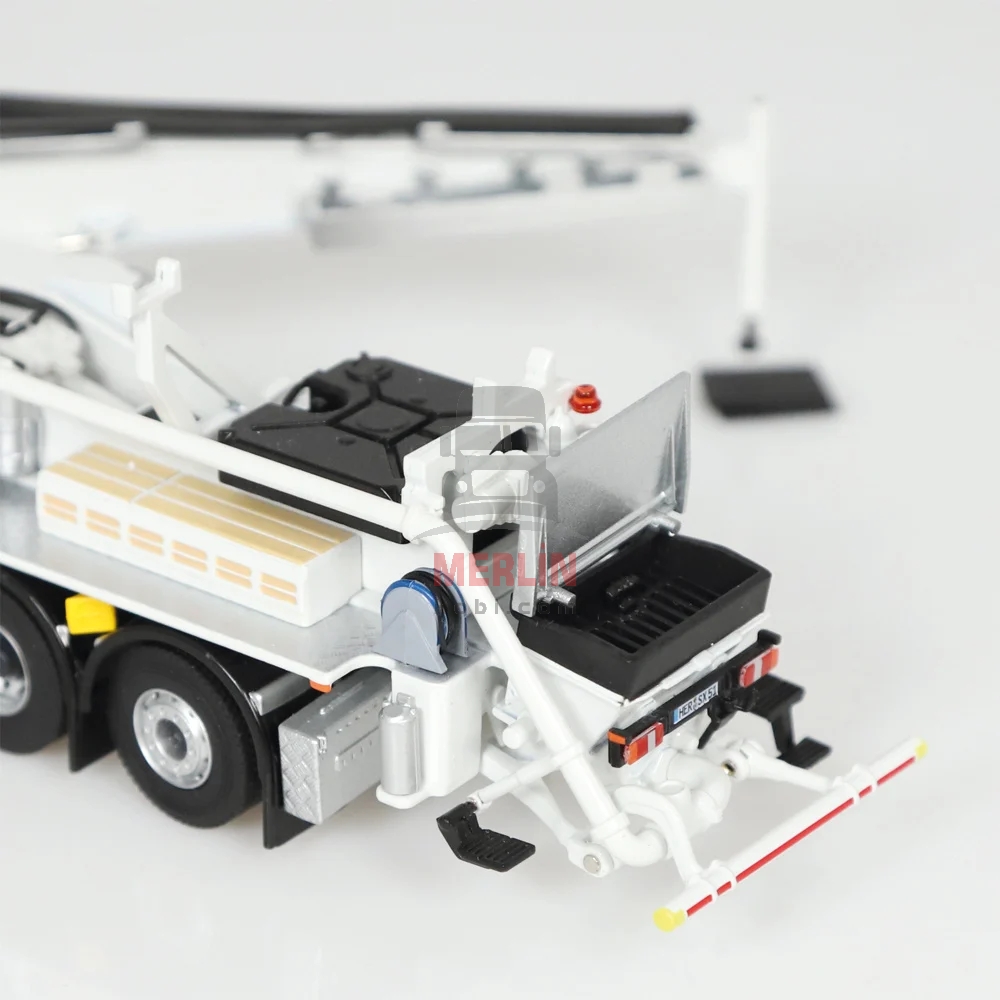 1/50 Mercedes Arocs 10x4 Schwing S51 SX Concrete Pump
