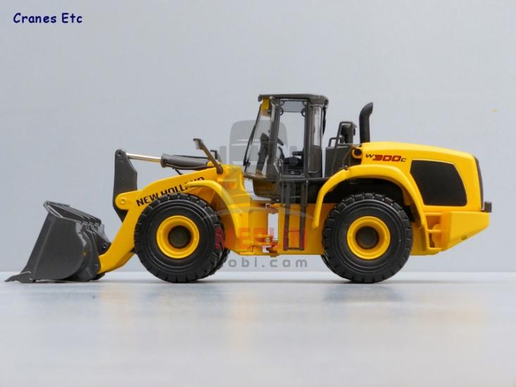 1/50 New Holland W300C  Lastikli Yükleyici  