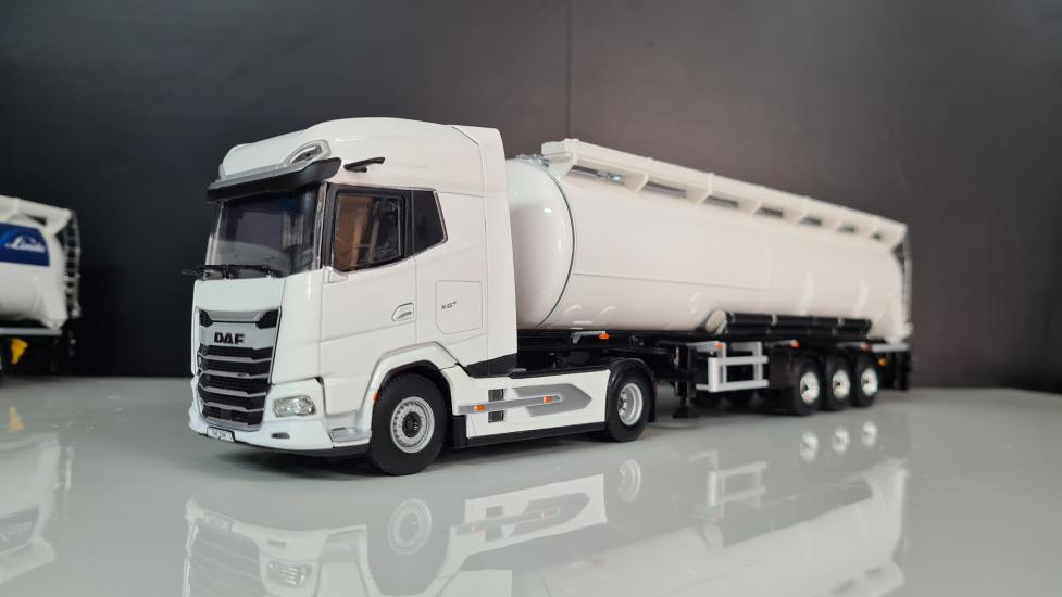 Daf XG Plus 4x2  + Tanker Dorseli  Tır Çekici