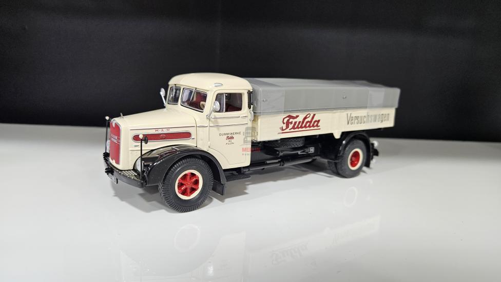 1/43 Man F8 Kamyon Fulda - Minichamps