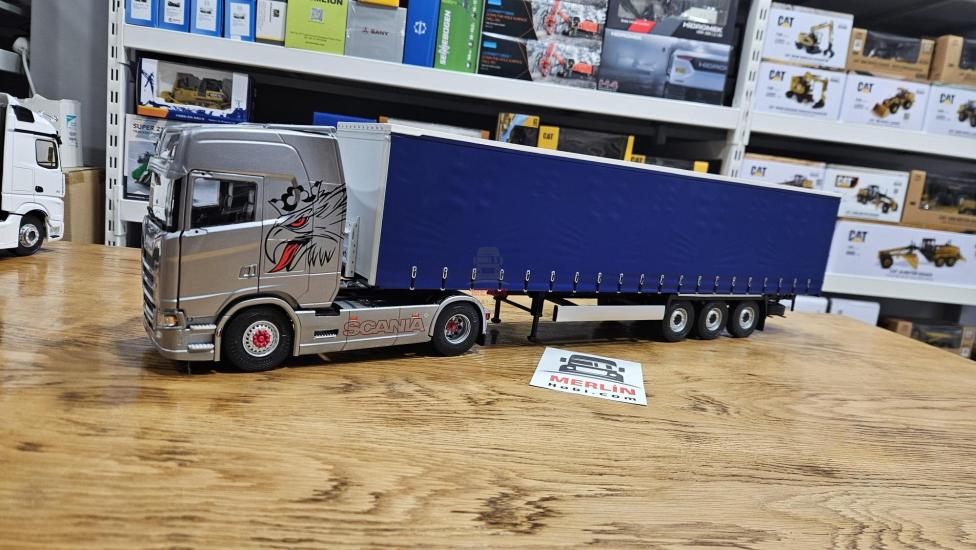 1/24 Scania 580S HIGHLINE + Tenteli Treyler – Solido