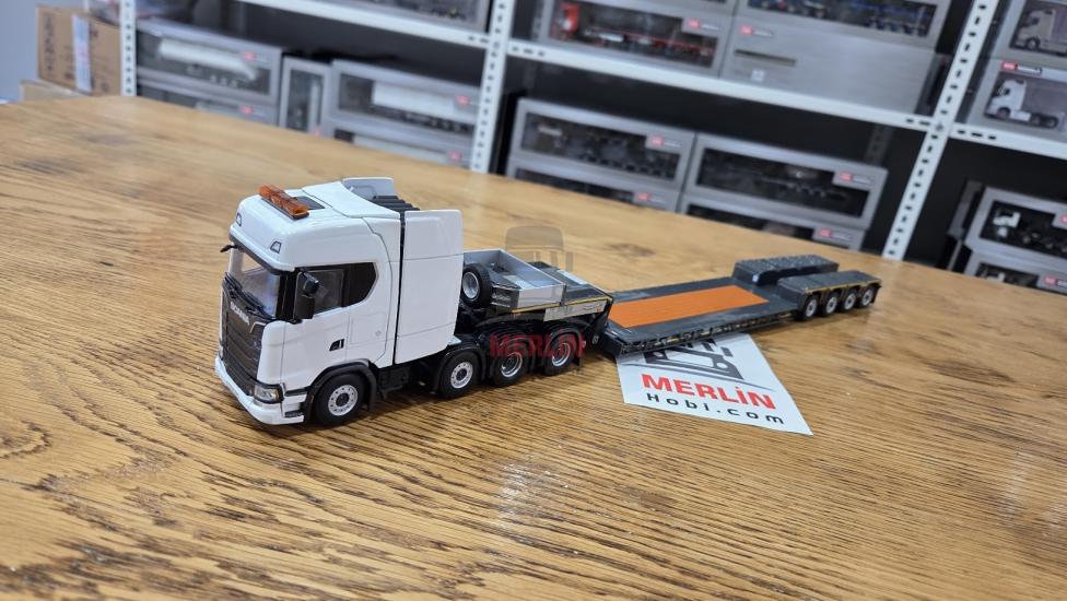 1/50 Scania NEXTGEN S 8X4 Highline + SEMI LOWLOADER 4 AXLE BROSHUIS Lowbed
