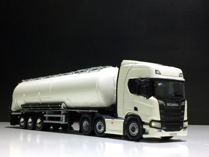 1/50 Scania NG Highline 6X2 + Tanker Dorseli Tır Çekici