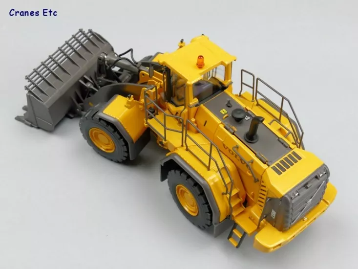 1/50 VOLVO L 350F lastikli yükleyici - Motorart