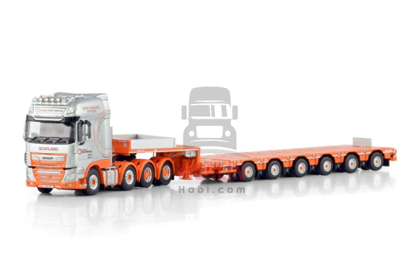 Global Crane Services; DAF XF SUPER SPACE CAB MY2017 8X4 NOOTEBOOM MANOOVR - 6 AXLE