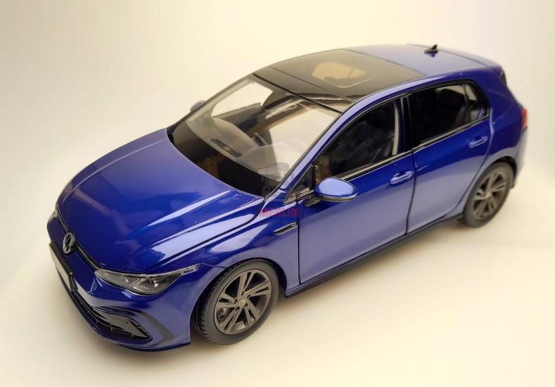 1/18  VW Golf 8 R-Line - 2020 - Blue metallic