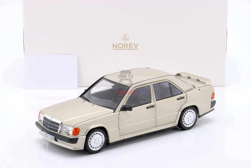 1/18 Norev Mercedes-Benz 190 E 2.3-16 1984 Duman Gümüş Metalik 