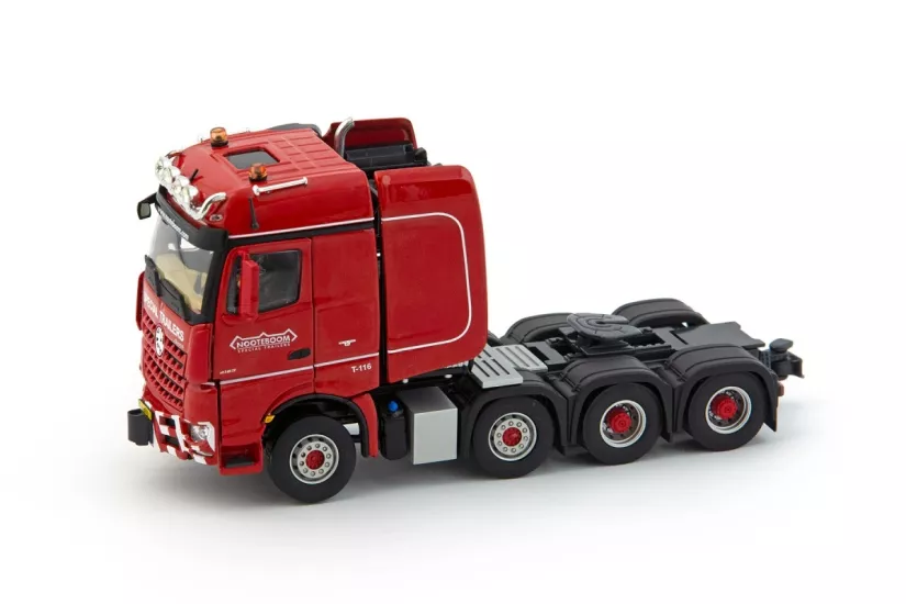 1/50 Nooteboom; Mercedes Benz Arocs Gigaspace SLT 8x4