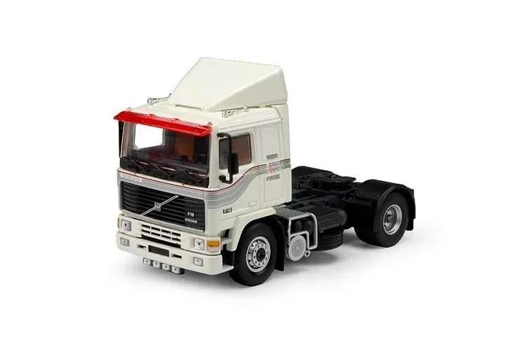 1/50 Volvo F12 4x2 400 Power Beyaz kuşaklı