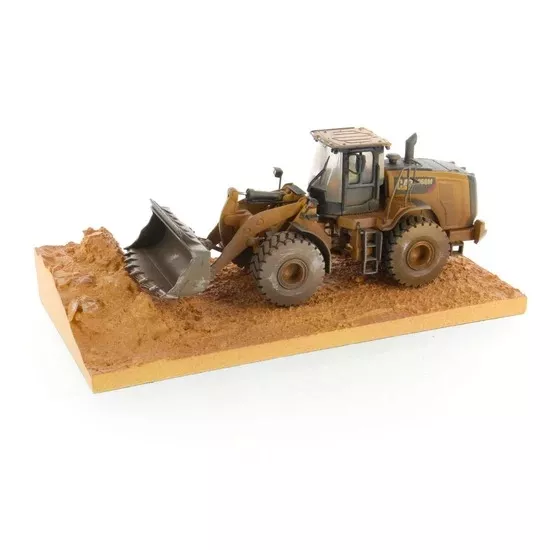 1/50 Cat 966M Tekerlekli Yükleyici Özel Kirletme Dioramalı