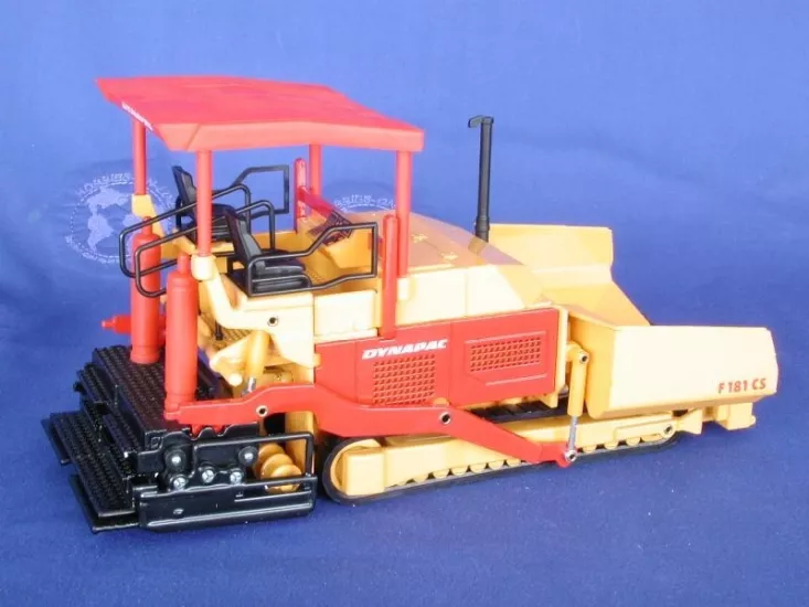 1/35 Dynapac F181CS  Asfalt Finişeri
