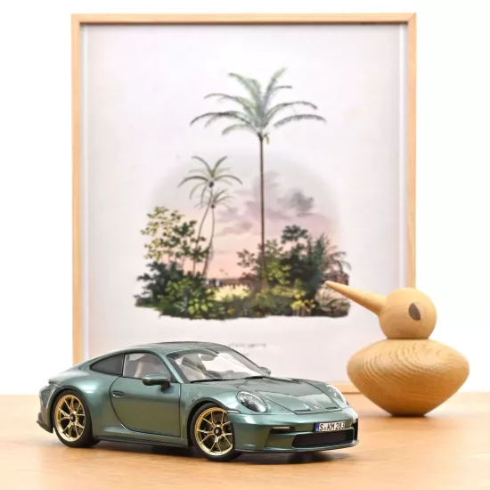 1/18 Norev Porsche 911 GT3 with Touring Package 2021 Malachite Green