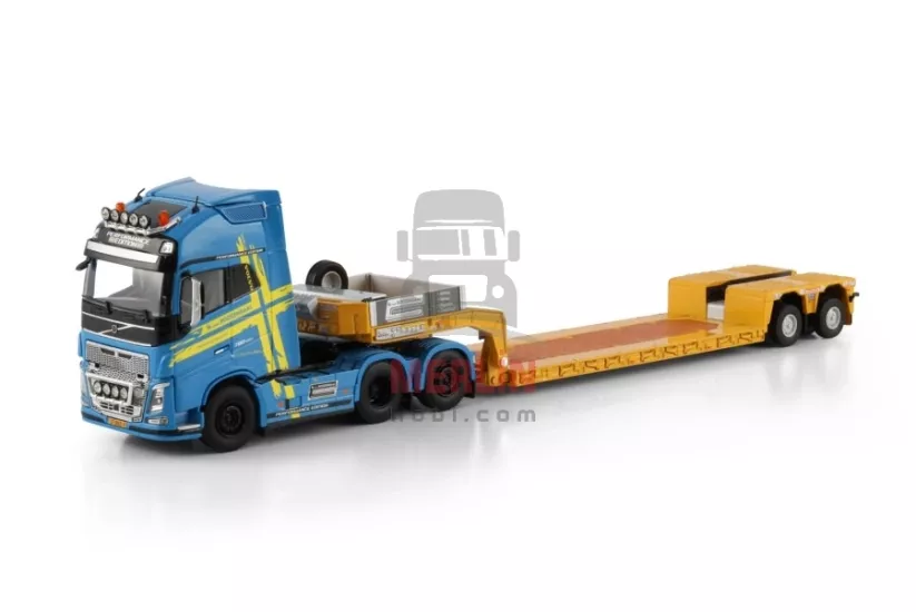 L.A. van Roozendaal; VOLVO FH4 GLOBETROTTER XL 6X2 TAG AXLE EURO PX LOW LOADER - 2 AXLE