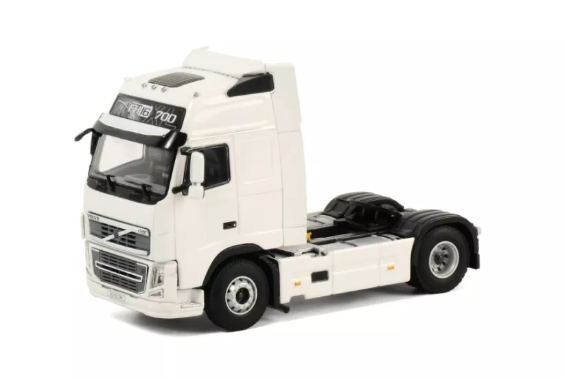 1/50 Volvo FH3 XL700  4x2 Beyaz Tır Çekici
