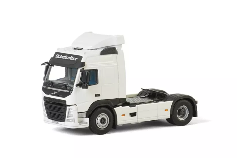 1/50 VOLVO FM4 GLOBETROTTER 4x2 - Beyaz
