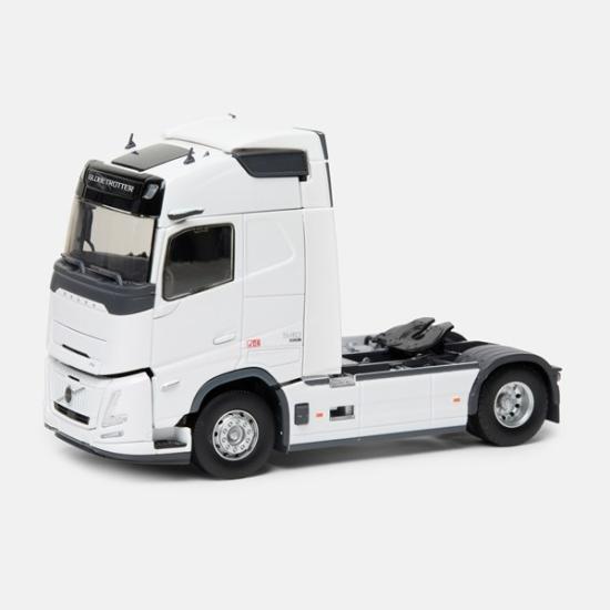 1/43  Volvo FH Aero Globetrotter 4x2 - Eligor