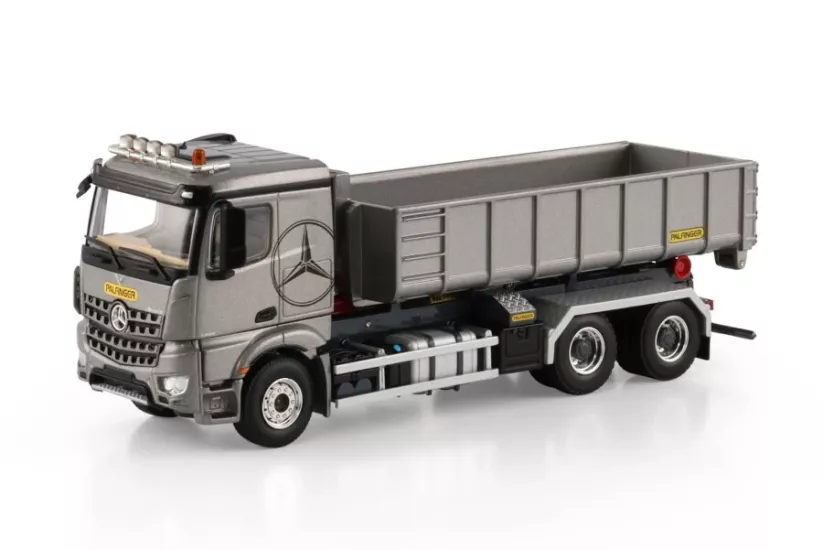 1/50 Premium Line; MERCEDES-BENZ AROCS MP4 2.300MM CLASSIC SPACE RIGED TRUCK WITH HOOKLIFT SYSTEM 6X4 + 15M3 CONTAINER
