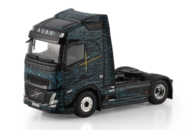 1/50 Premium Line; VOLVO FH AERO GLOBETROTTER 4X2