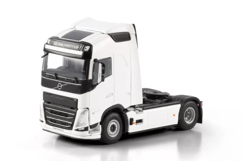 1/50 VOLVO FH5 MY2024 GLOBETROTTER 4X2