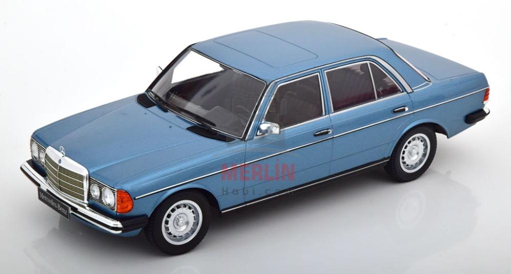KK SCALE 1/18 Mercedes 230E W123 1975 HELLBLAU-METALLİC