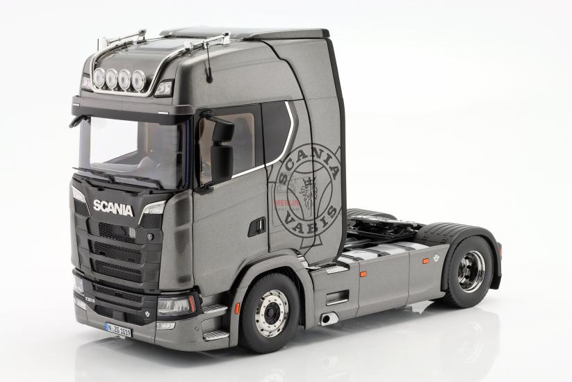 1/18 Scania V8 730S 4x2 GRİ Renk - nzg