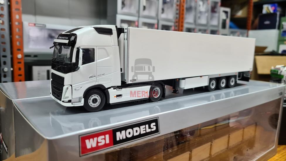 1/50 Volvo FH5 Globerotter 4x2 White  Frigo Trailer