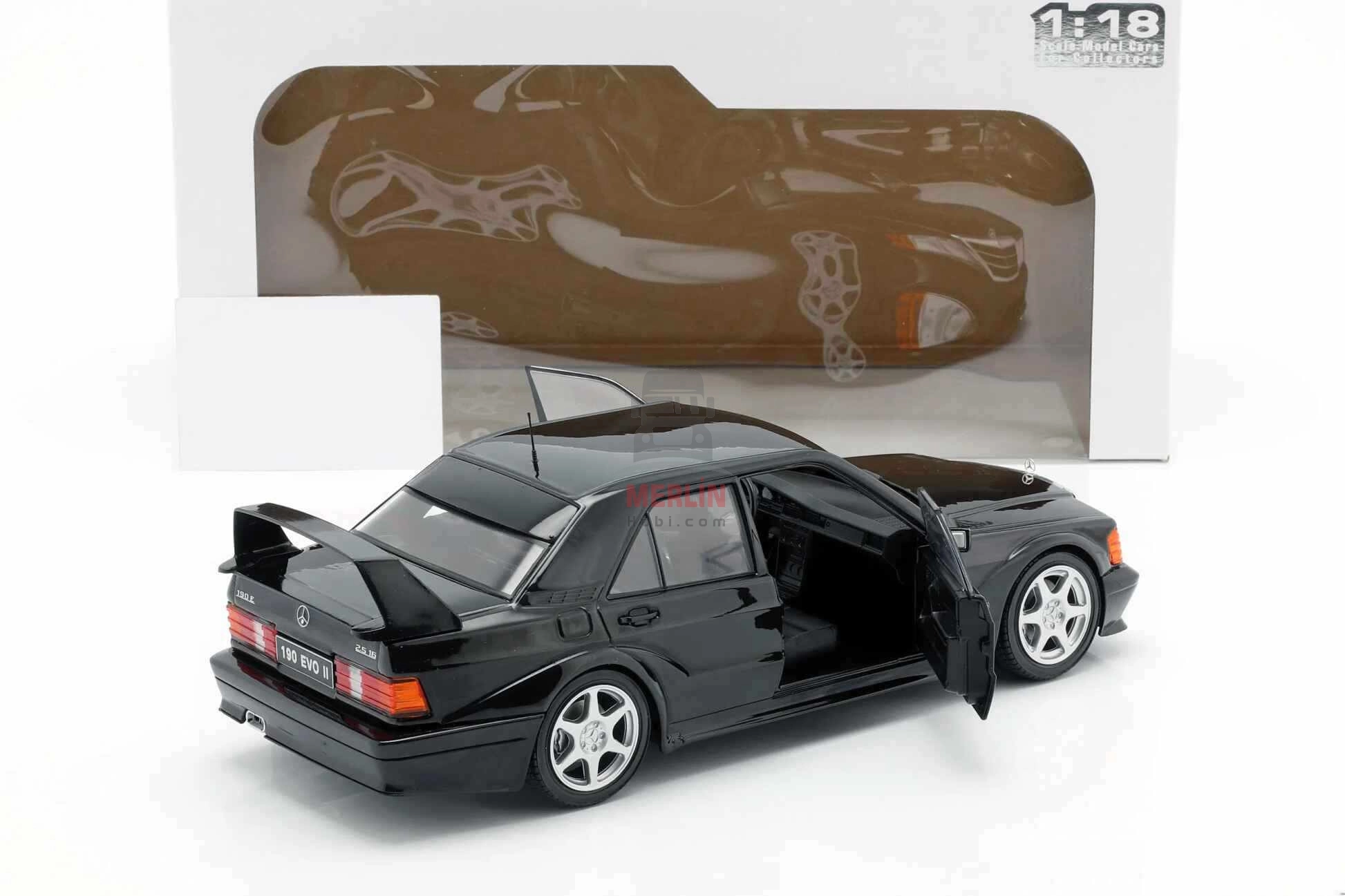1/18 - MERCEDES 190 EVO II (W201) – BLACK – 1990 - Solido