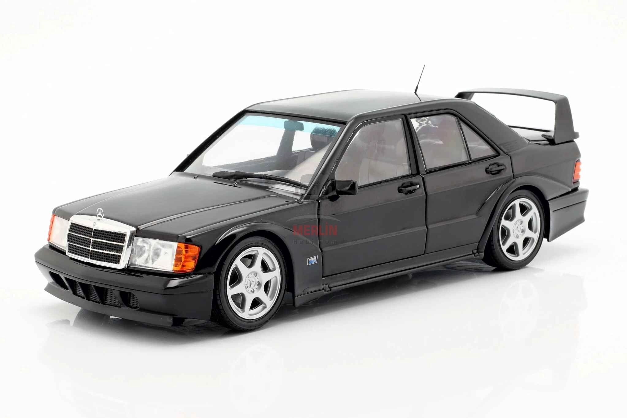1/18 - MERCEDES 190 EVO II (W201) – BLACK – 1990 - Solido