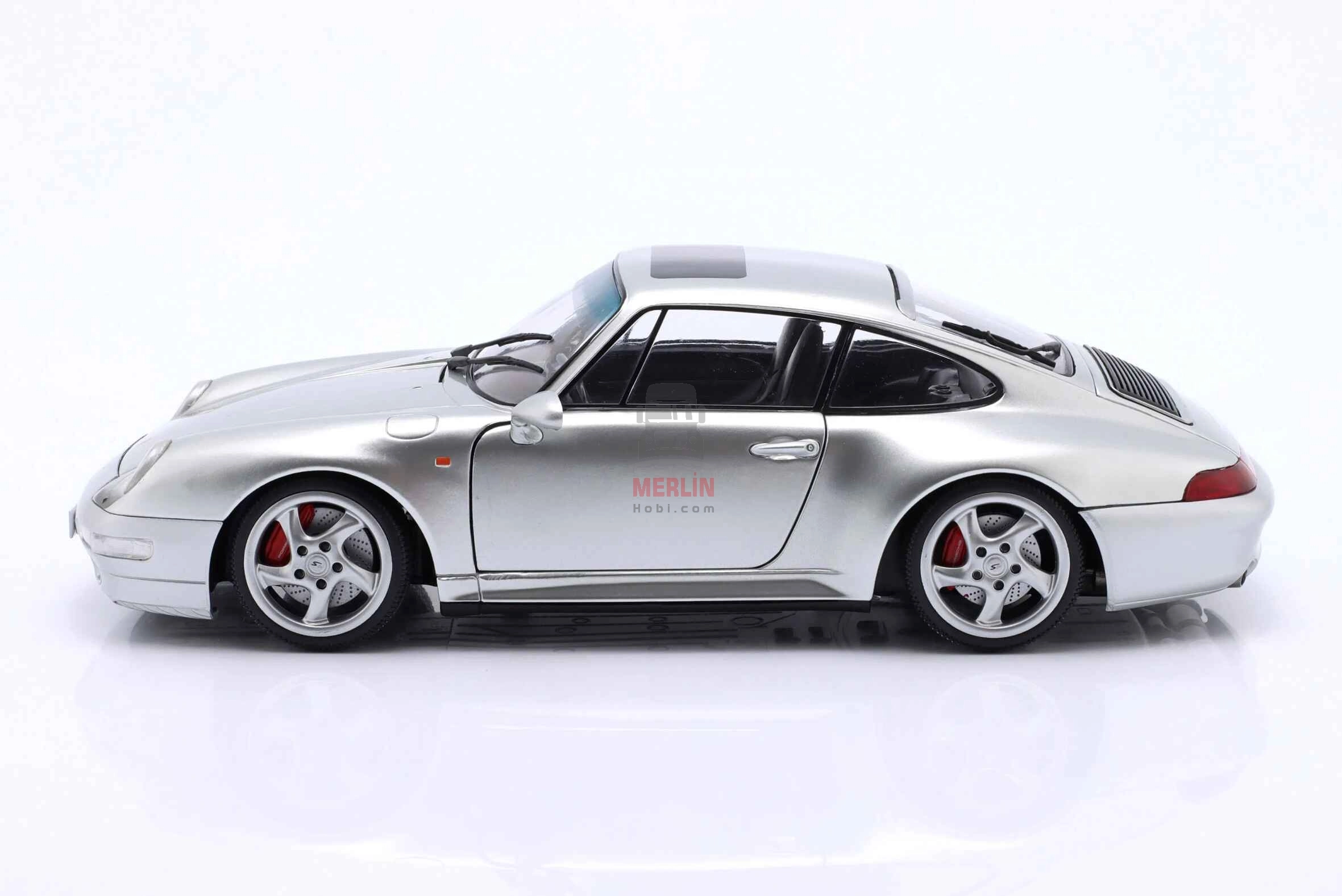 Solido 1/18 Scale Porsche 911 (993) 4S – Polar Silver – 1996