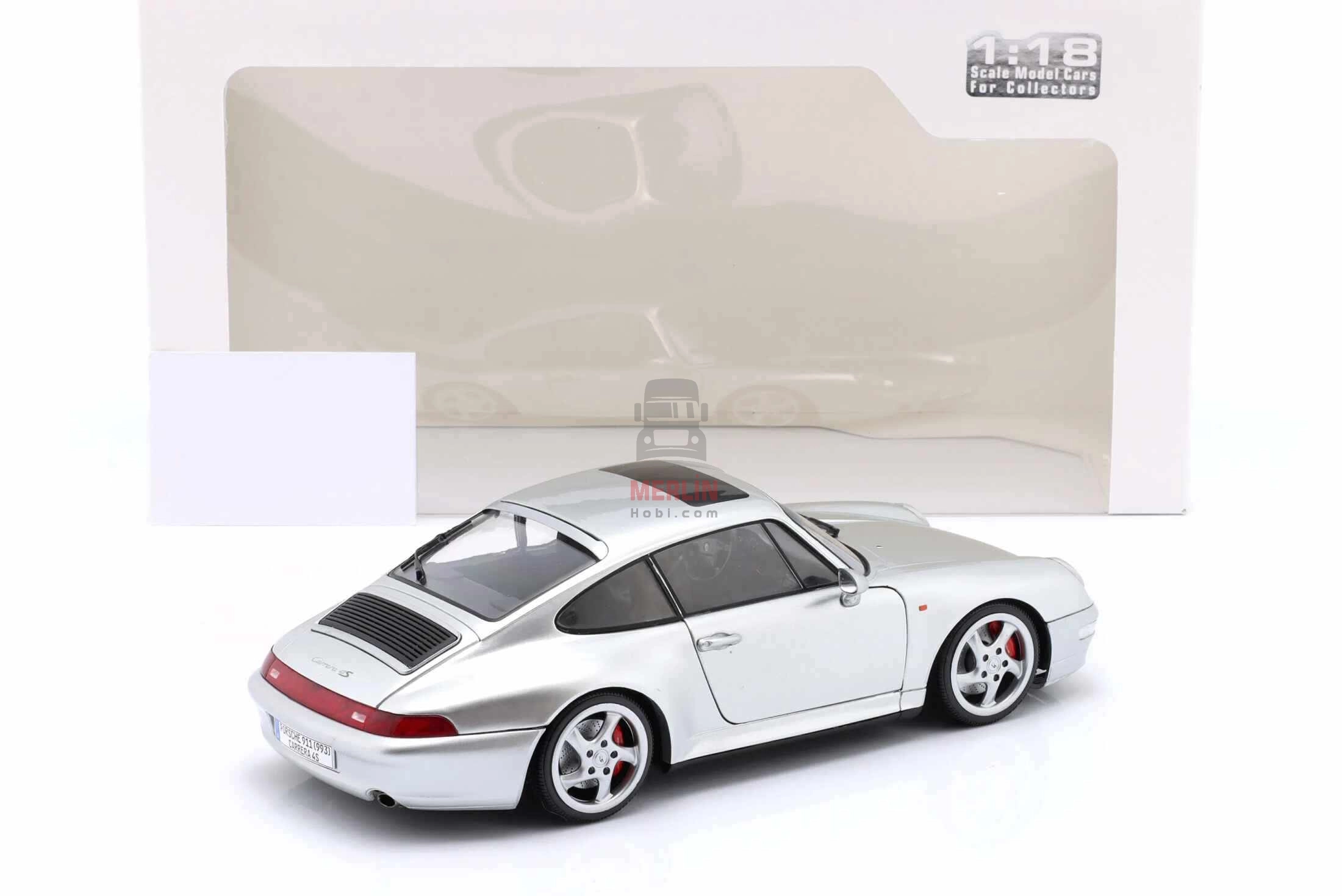 Solido 1/18 Scale Porsche 911 (993) 4S – Polar Silver – 1996
