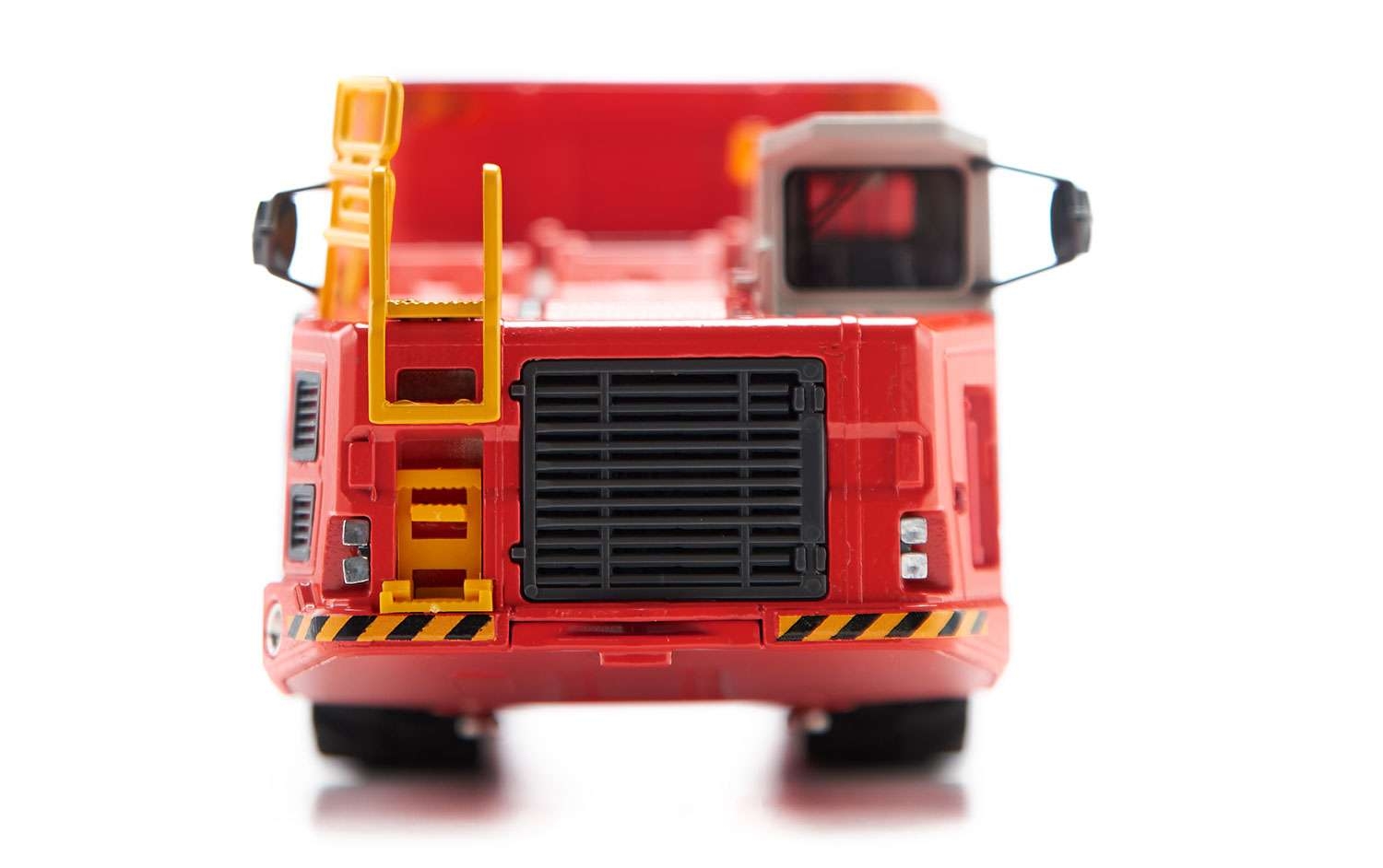 Sandvik TH663 Underground dumper