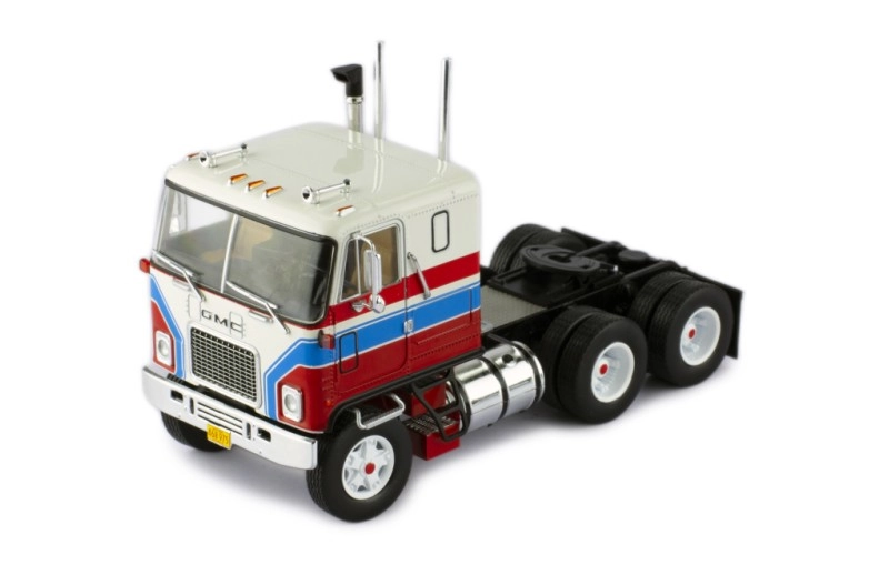 1/43 Ölçek -GMC Astro 95 1970 BEYAZ