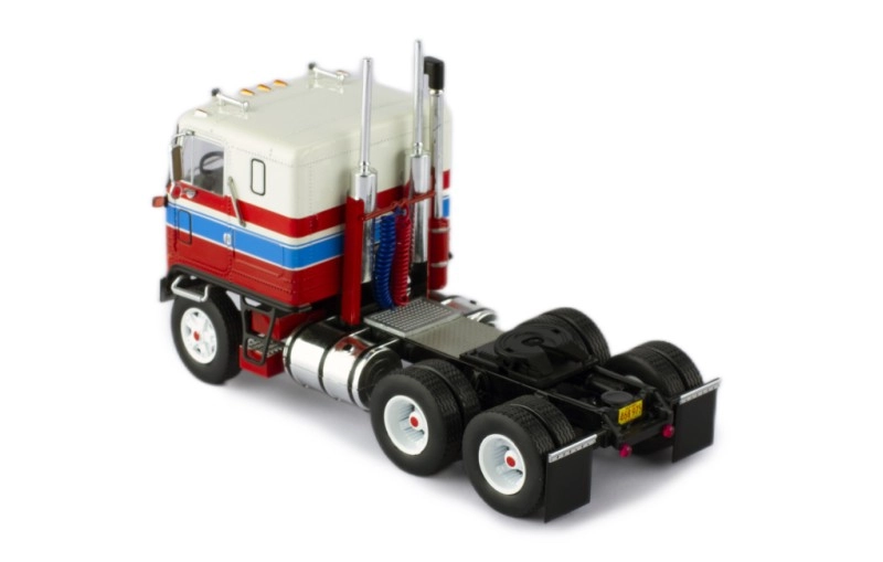 1/43 Ölçek -GMC Astro 95 1970 BEYAZ